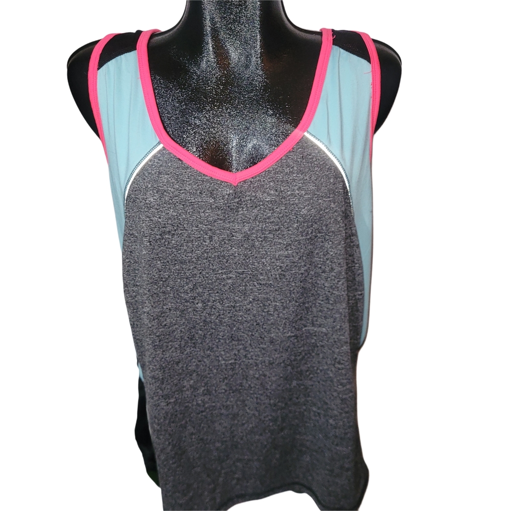 Nola Colorblock Activewear Tank Top With Built-In Shelf Bra Size 2X
